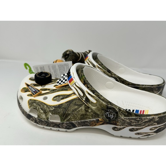Crocs x NASCAR Realtree Classic Clogs Mens 7 Womens 9 Jibbitz / Koozie - Picture 3 of 12
